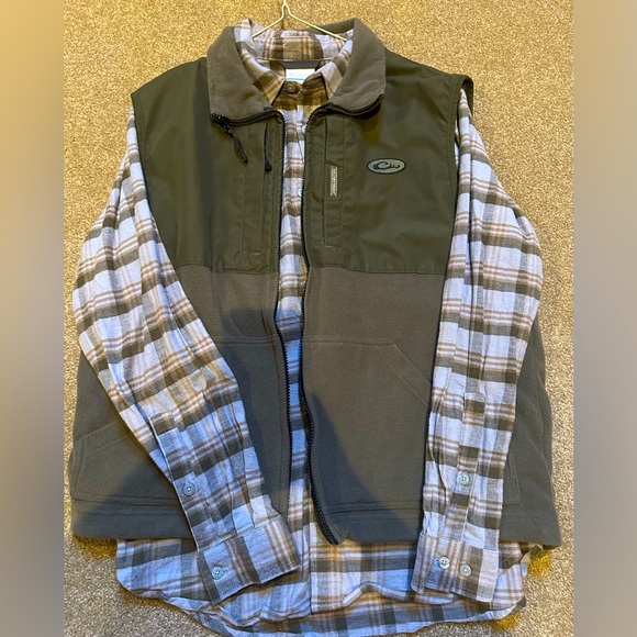 Drake Jackets & Coats Drake Vest And Columbia Shirt Combo Both Mens